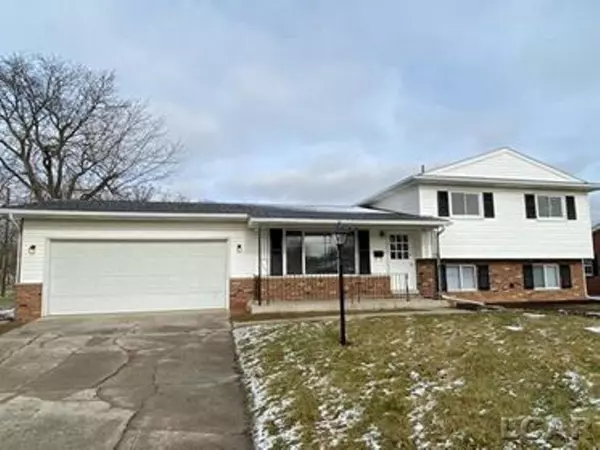 1326 Anthony Ct, Adrian, MI 49221