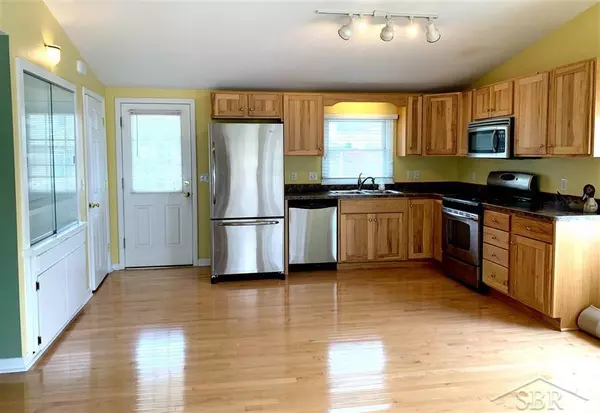 Sanford, MI 48657,30 Pine Court