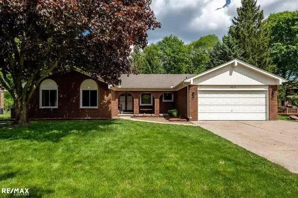 18870 Yorkshire, Livonia, MI 48152