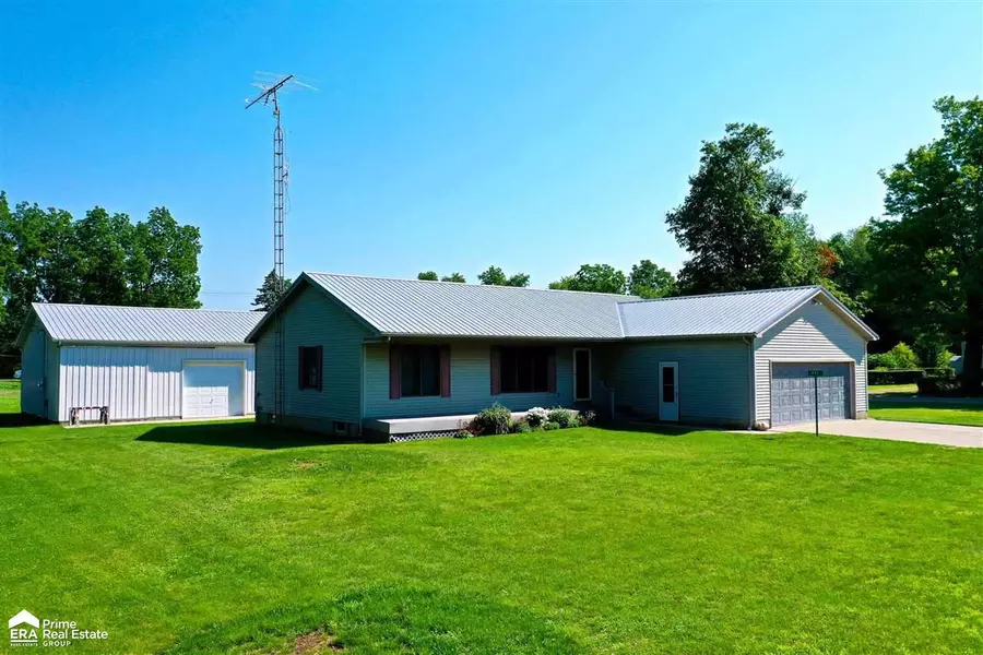 421 E High, Mayville, MI 48744