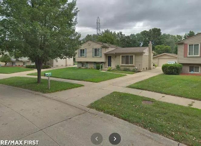 41338 N Central Dr, Sterling Heights, MI 48313