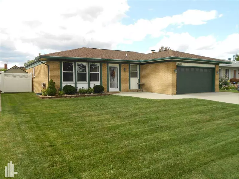 38029 Steede, Sterling Heights, MI 48310-3072