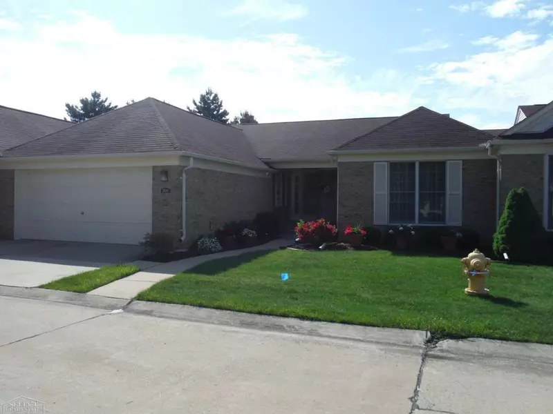 37848 Maple Circle West, Clinton Township, MI 48036