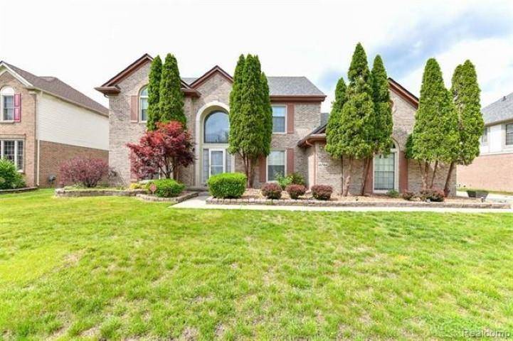 46564 MORNINGTON RD, Canton Twp, MI 48188