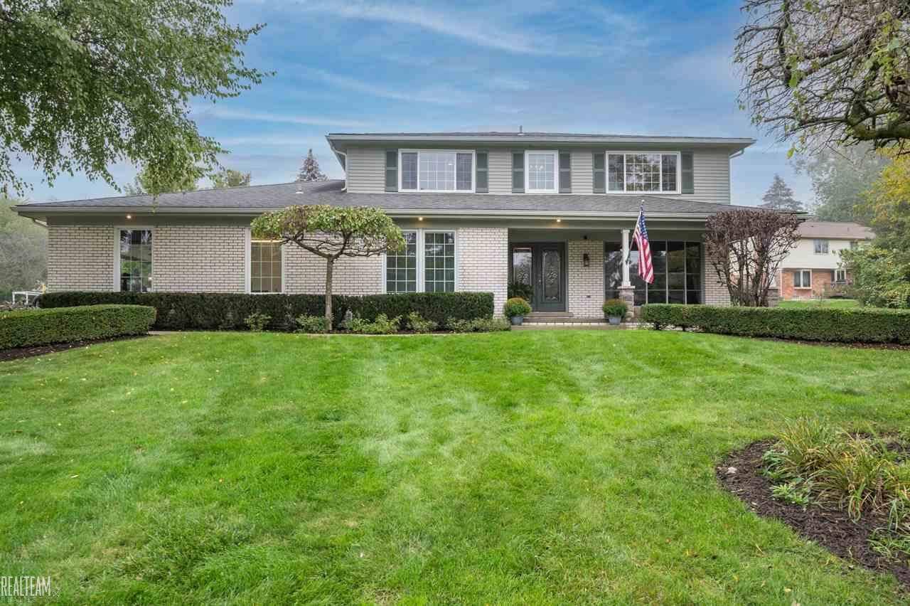 Rochester Hills, MI 48309,369 Sussex Fair