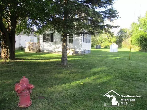 3060 W ALBAIN ROAD, Monroe, MI 48161