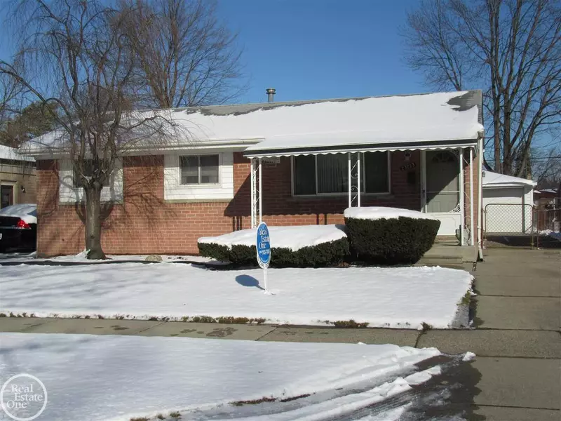 23223 Glenbrook, Saint Clair Shores, MI 48082