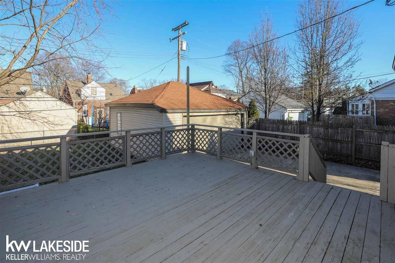 Grosse Pointe Farms, MI 48236,478 Cloverly