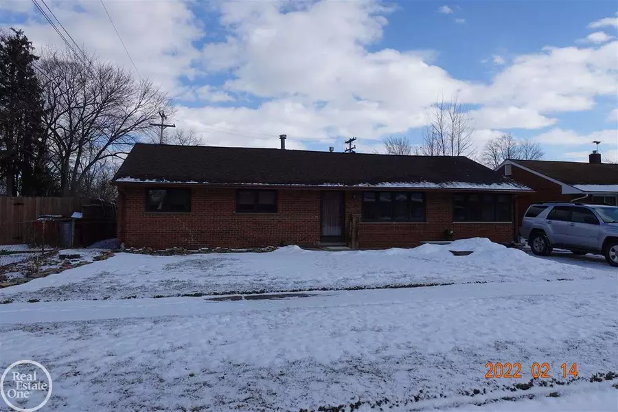 35616 CAPRI STREET, Clinton Township, MI 48035