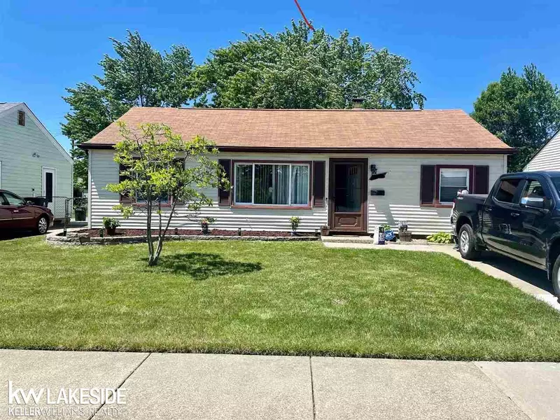 26275 Waldorf, Roseville, MI 48066