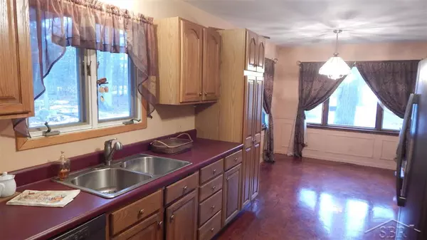 Tawas City, MI 48763,1446 N Kobs