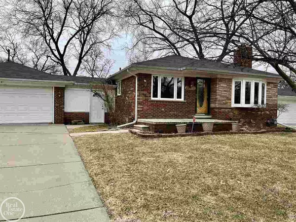 Harper Woods, MI 48225,20368 Anita St