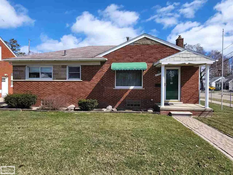 27000 Jefferson, Saint Clair Shores, MI 48081