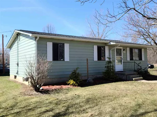 1218 Carr, Owosso, MI 48867