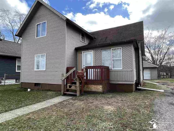 1122 E 6th,  Monroe,  MI 48161