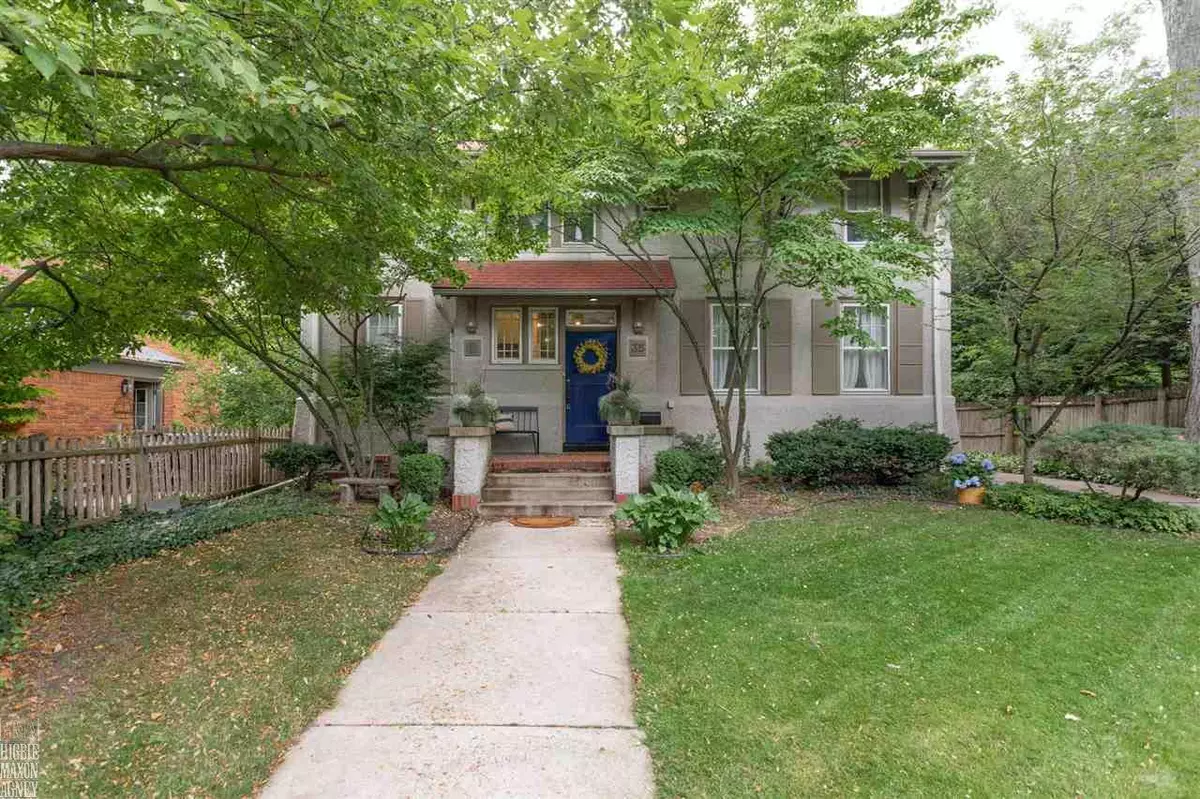 Grosse Pointe, MI 48230,35 Fisher Rd