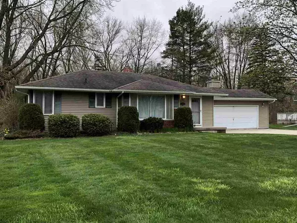 2401 Meadowbrook,  Clio,  MI 48420