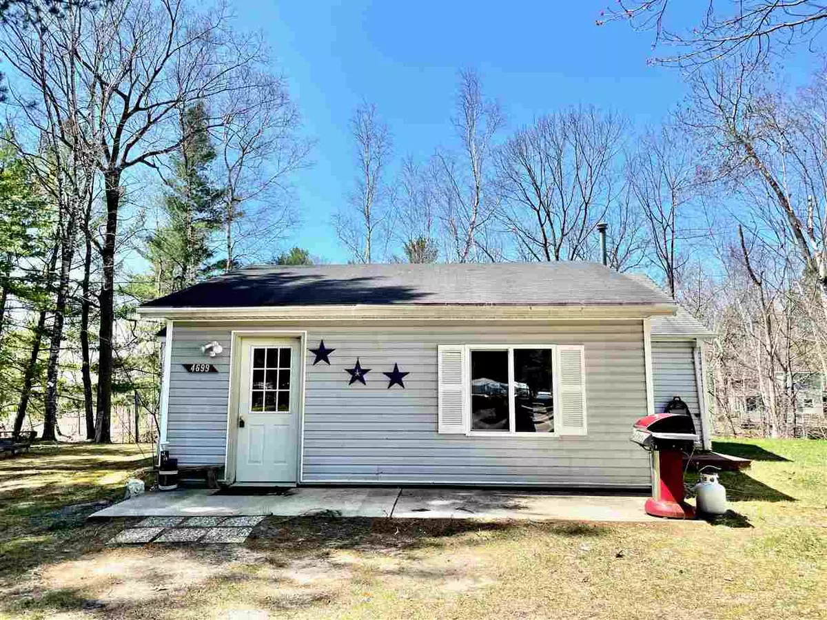 Alger, MI 48610,4699 Middlepoint