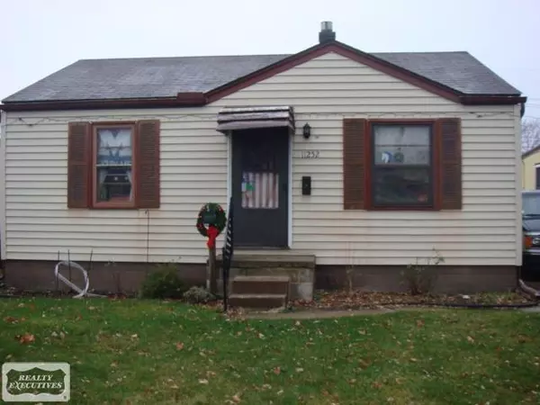 11252 Essex, Warren, MI 48089