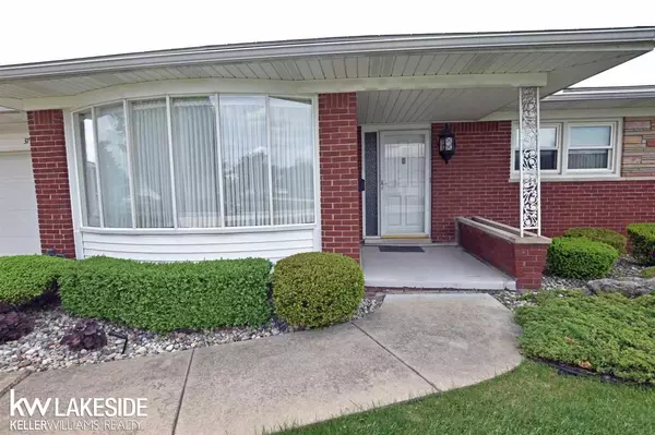 Sterling Heights, MI 48312,37097 Jerome Dr