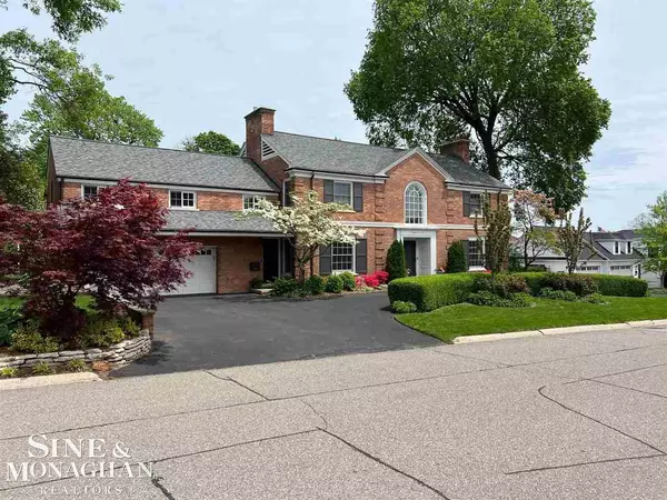 Grosse Pointe Farms, MI 48236,26 Harbor Hill