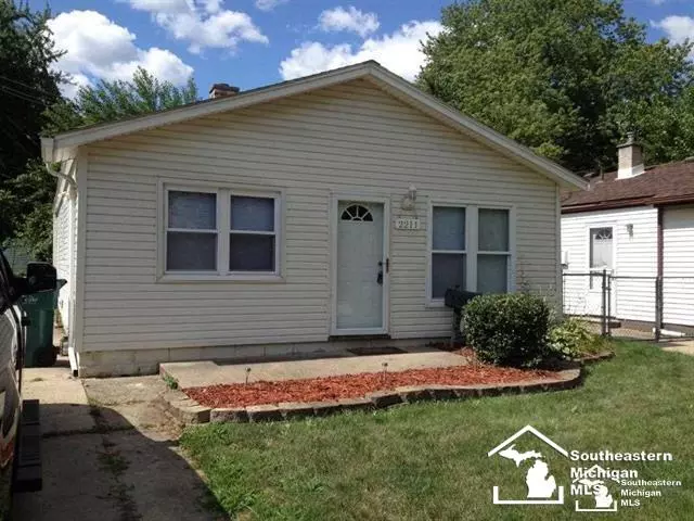 2211 Olive, Lincoln Park, MI 48146