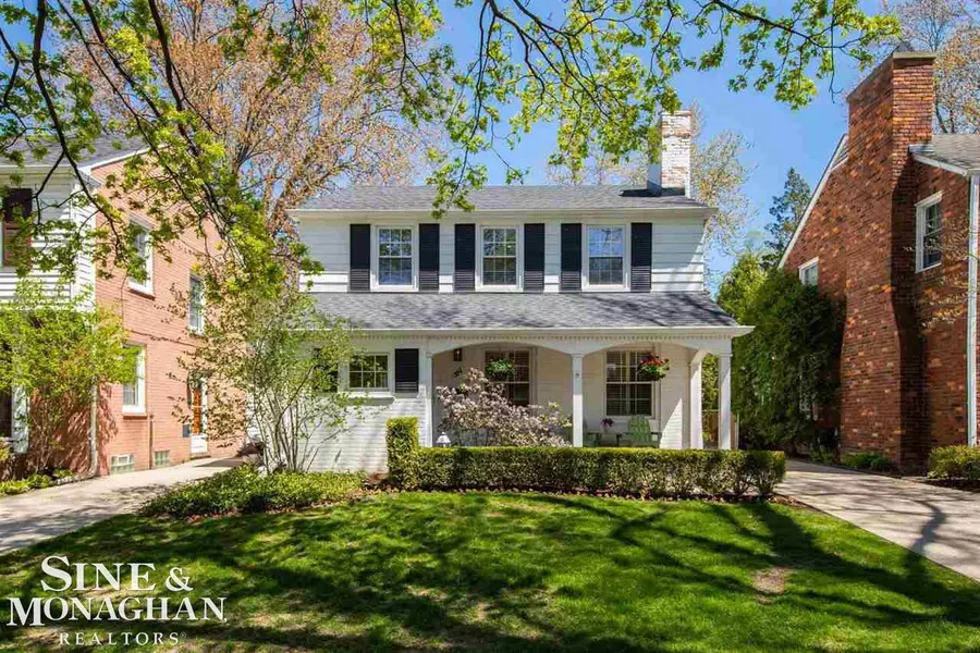 304 Merriweather, Grosse Pointe Farms, MI 48236