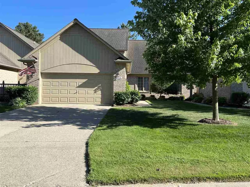 13548 Lillian Lane, Sterling Heights, MI 48313-2644