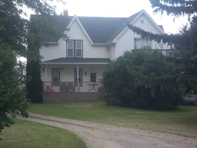 2640 Lamotte St, Marlette, MI 48453