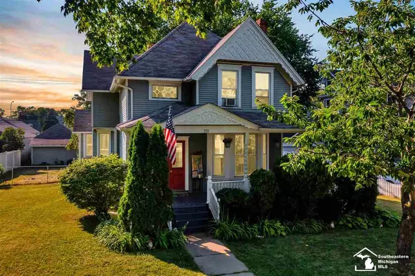 712 Washington, Monroe, MI 48161