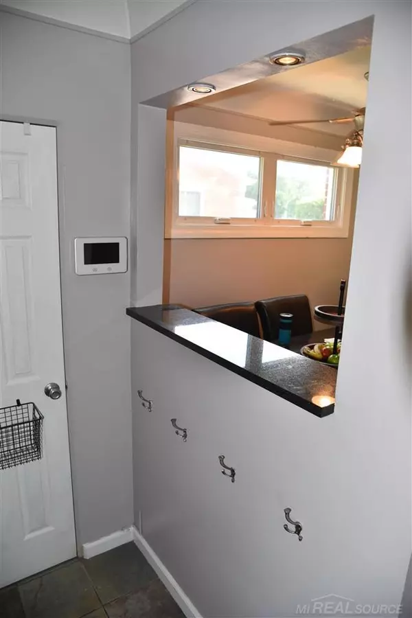 Livonia, MI 48154,14195 Foch