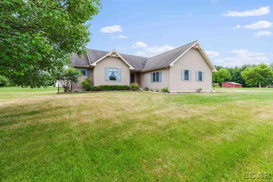 4885 Hunt, Adrian, MI 49221