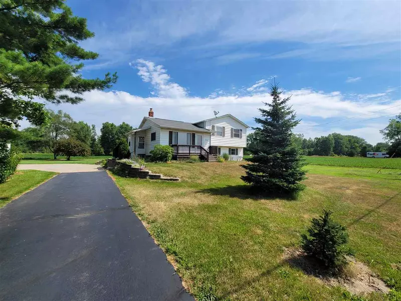 4304 W Lake, Clio, MI 48420