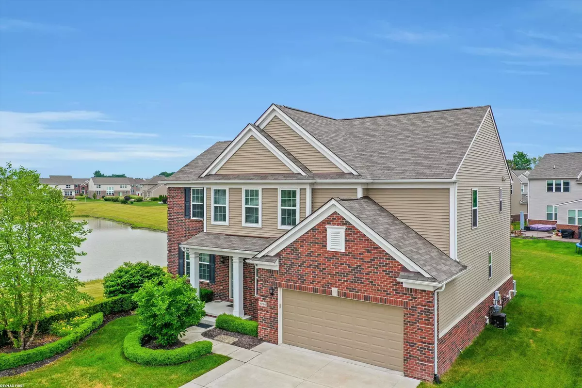 Macomb Twp, MI 48044,49164 Cranbrook Dr