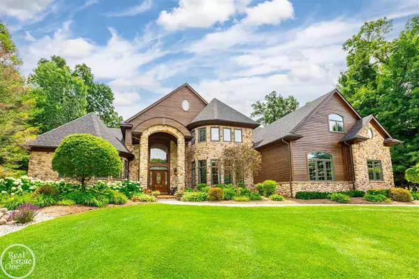 Howell, MI 48843,535 Timbermill