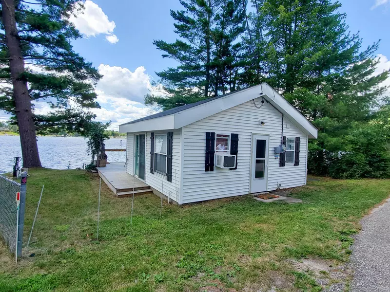 231 Hilda Dr, Farwell, MI 48622