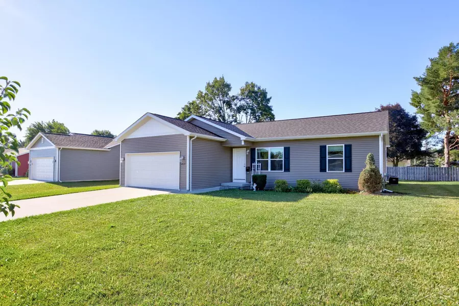 2435 Moonglow, Saginaw, MI 48603