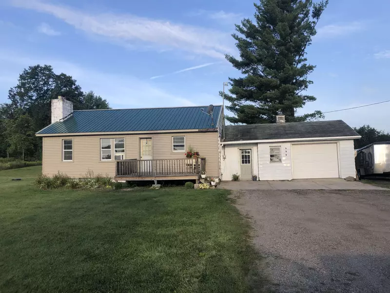 234 S M-30, Gladwin, MI 48624