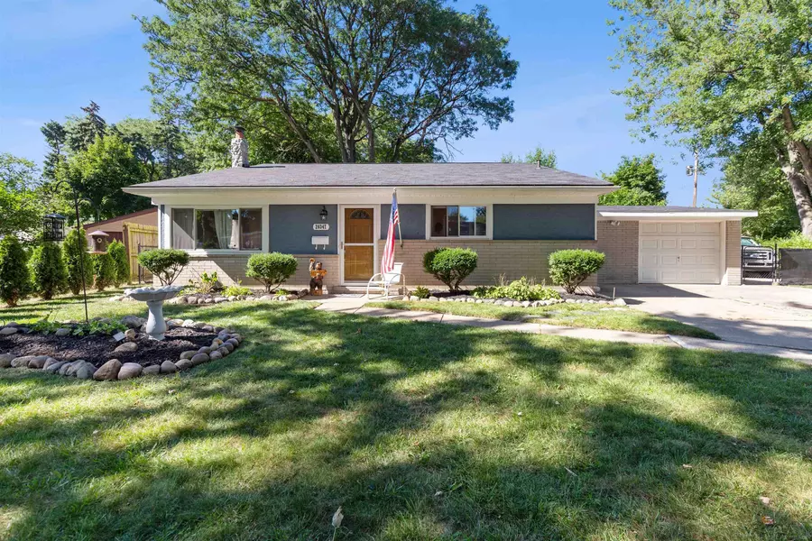 20347 CANIFF, Clinton Township, MI 48035