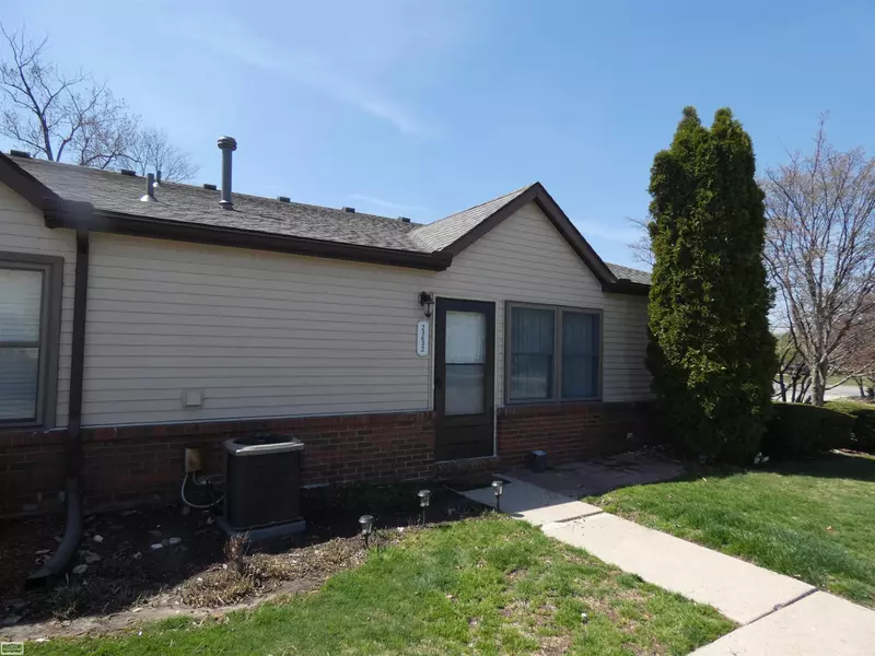 23632 Cottrell, Clinton Township, MI 48035