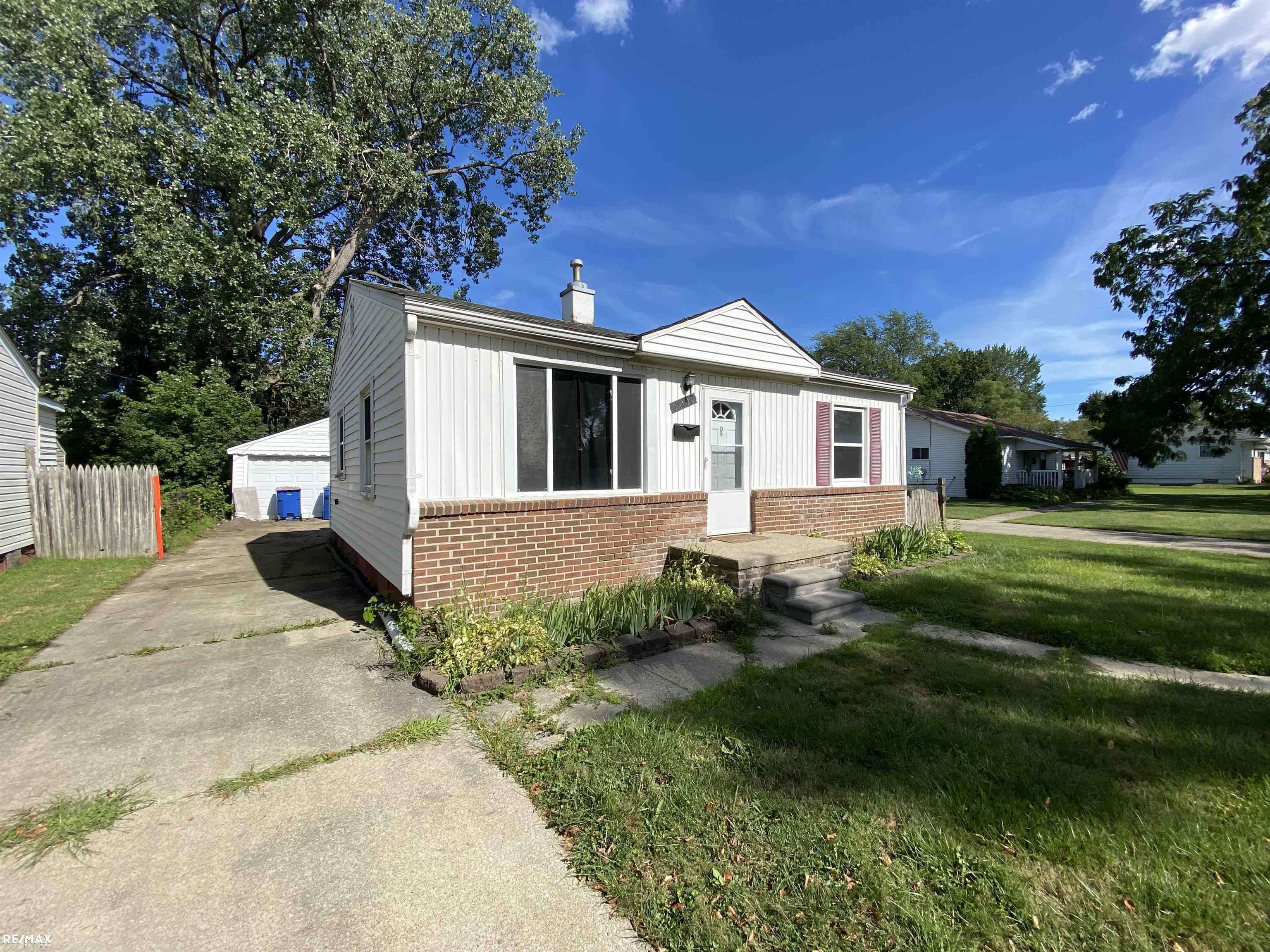 Warren, MI 48089,24620 Columbus