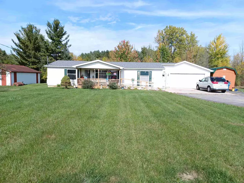 7478 W Vienna Rd, Clio, MI 48420