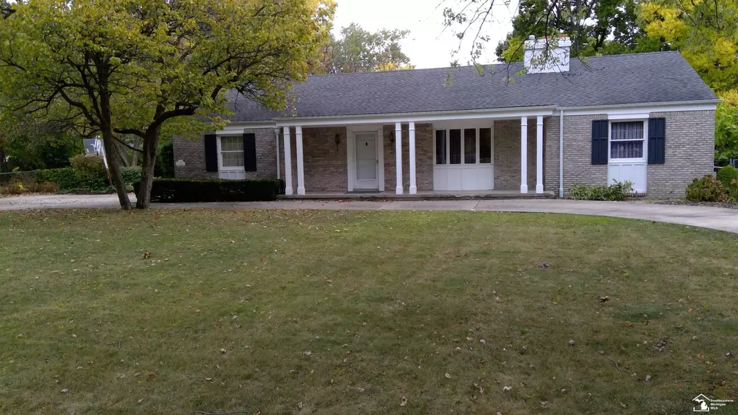 3233 N Grove, Monroe, MI 48162