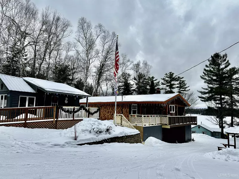 11585 W Ramsdam Road, Manistique, MI 49854