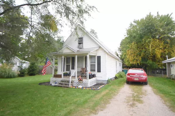 619 Huron,  Owosso,  MI 48867