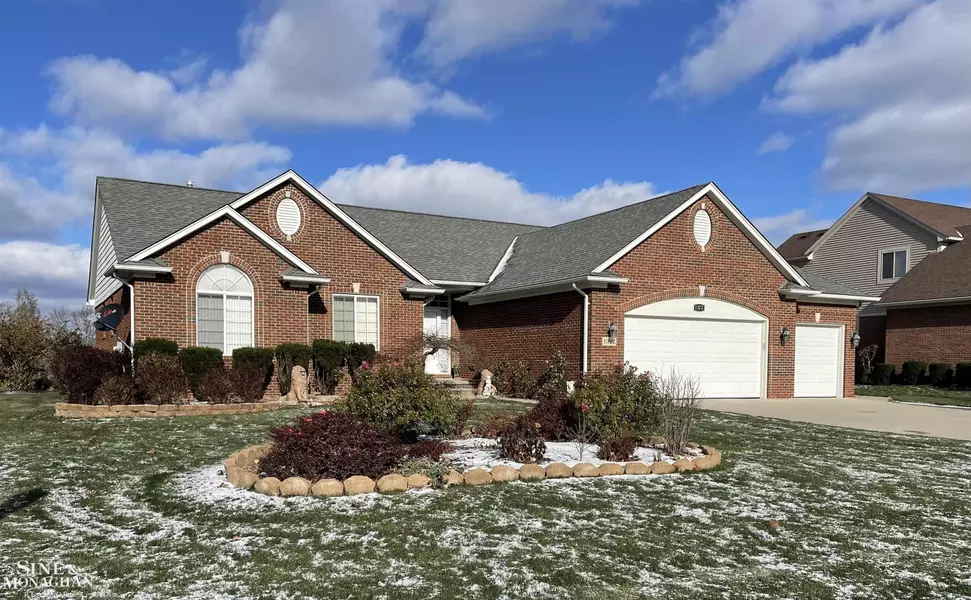 1322 S River Pointe, Saint Clair, MI 48079