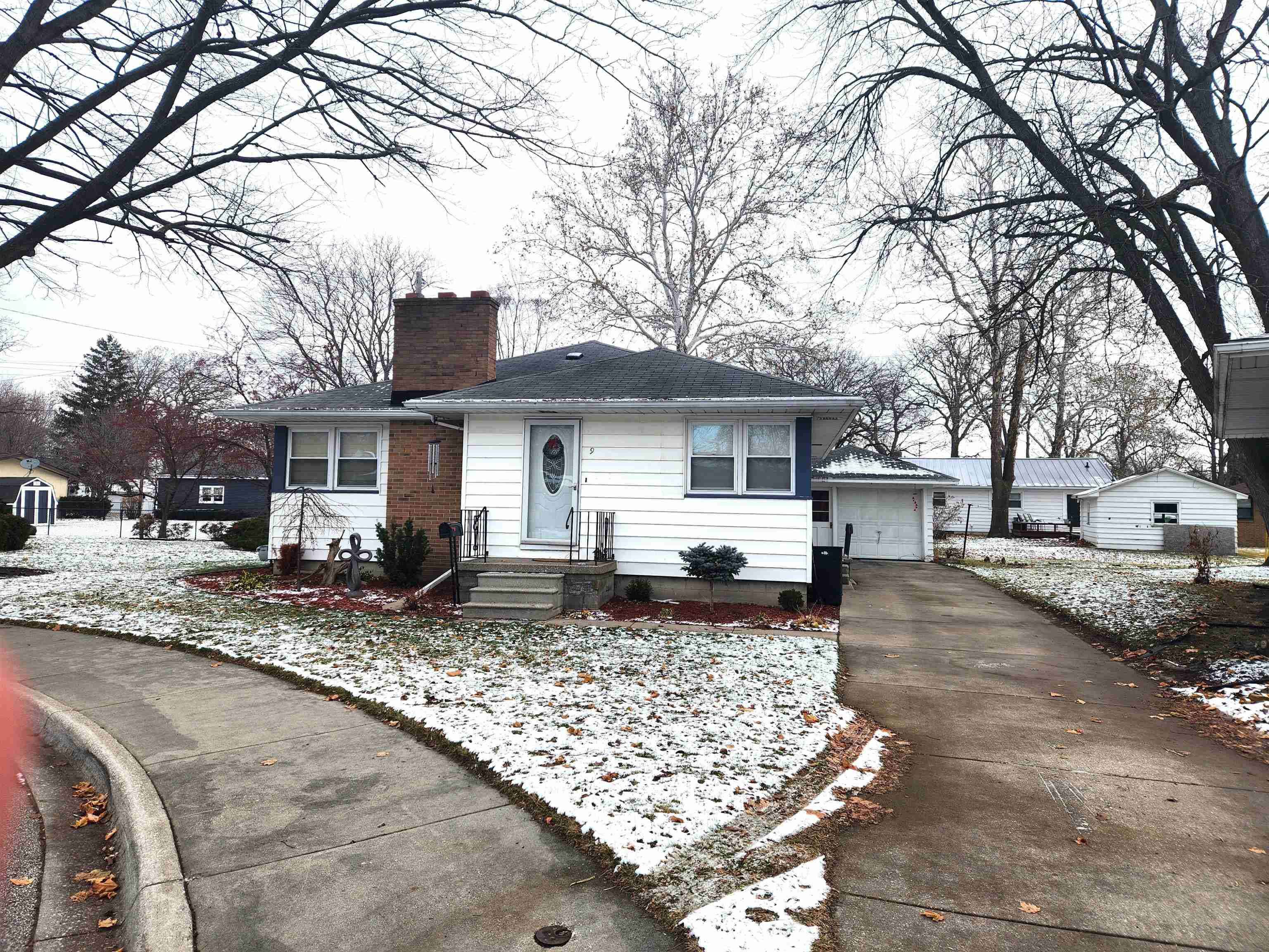 Essexville, MI 48732,9 Oakland Ct