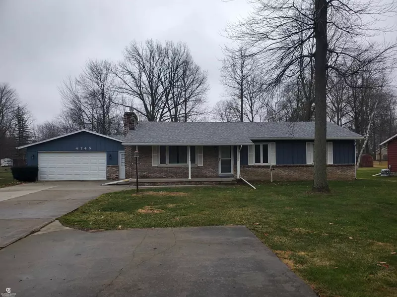 4745 W Water St, Kimball, MI 48074