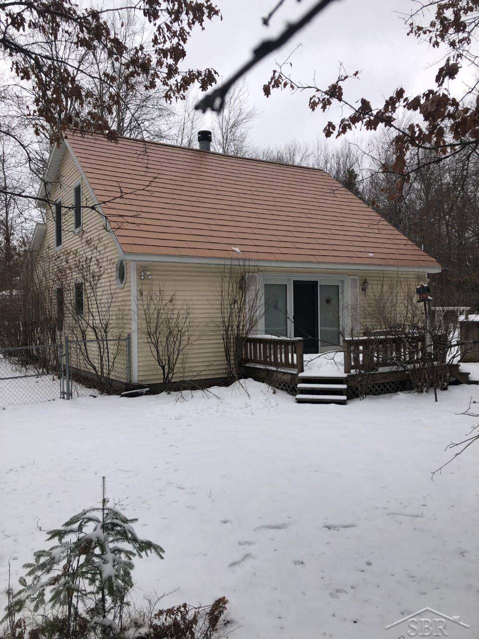 1842 W Burdell,  Roscommon,  MI 48653