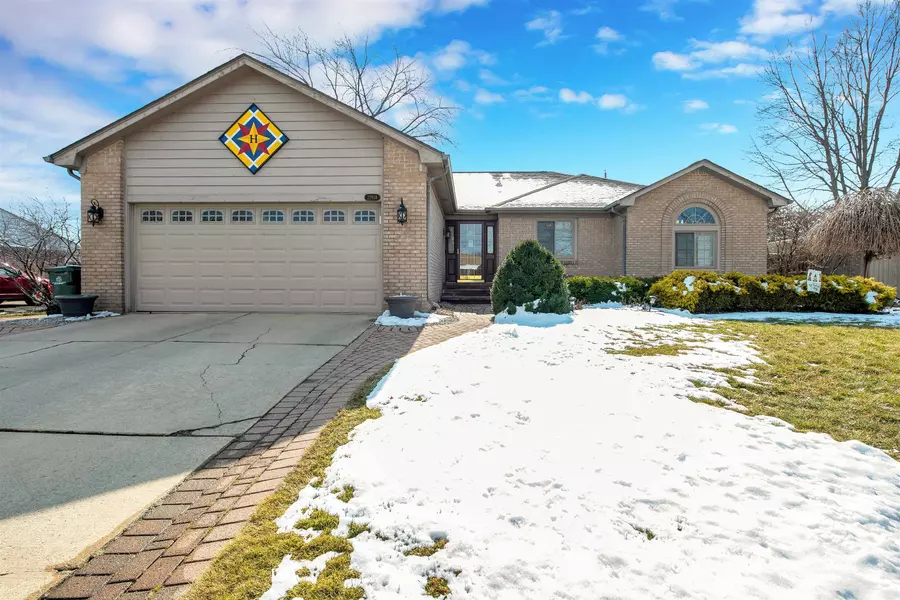 22934 Edgewater, Saint Clair Shores, MI 48082